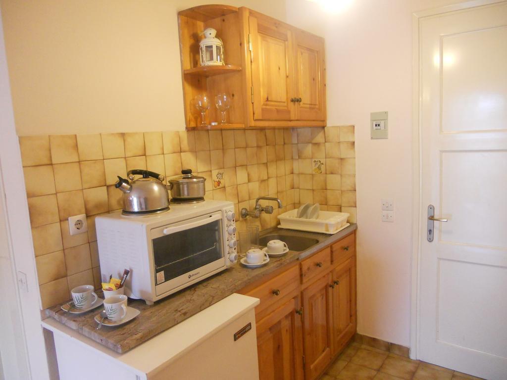 Elli Marina Studios And Apartments Беніцес Номер фото