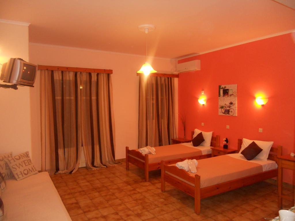 Elli Marina Studios And Apartments Беніцес Номер фото